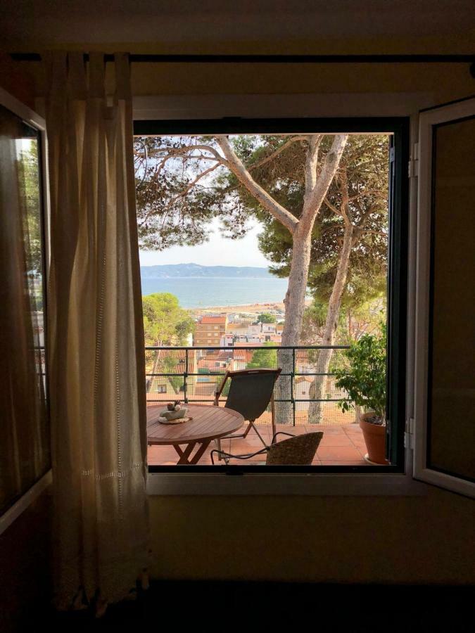 Apartment Islas Medas Wifi Y Parking Gratis